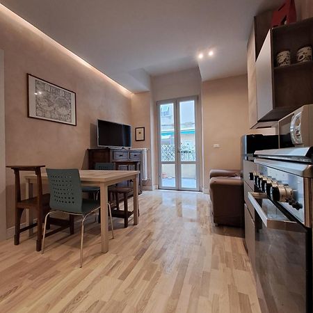 Rock&White Apartment Генуа Екстериор снимка