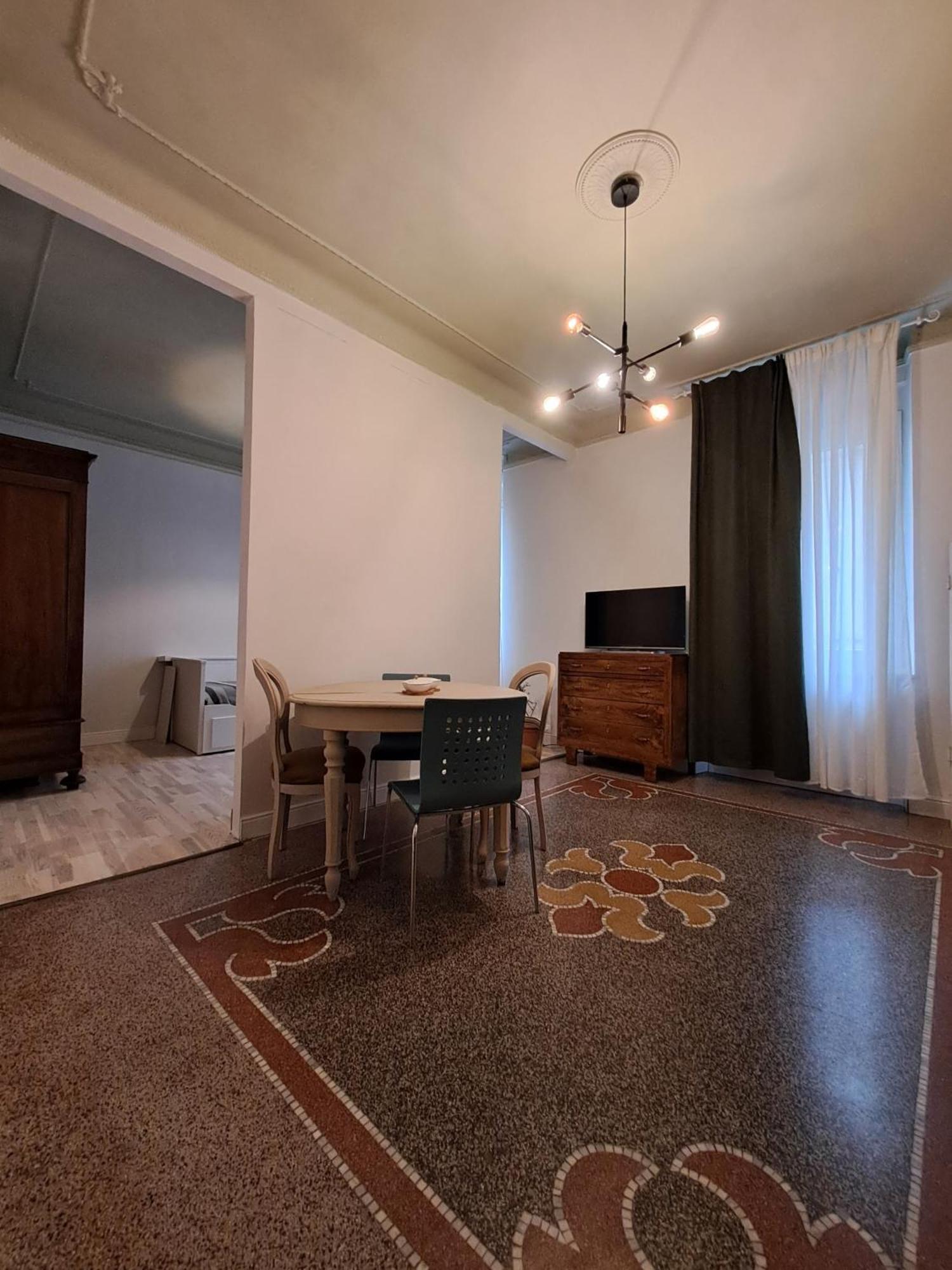 Rock&White Apartment Генуа Екстериор снимка