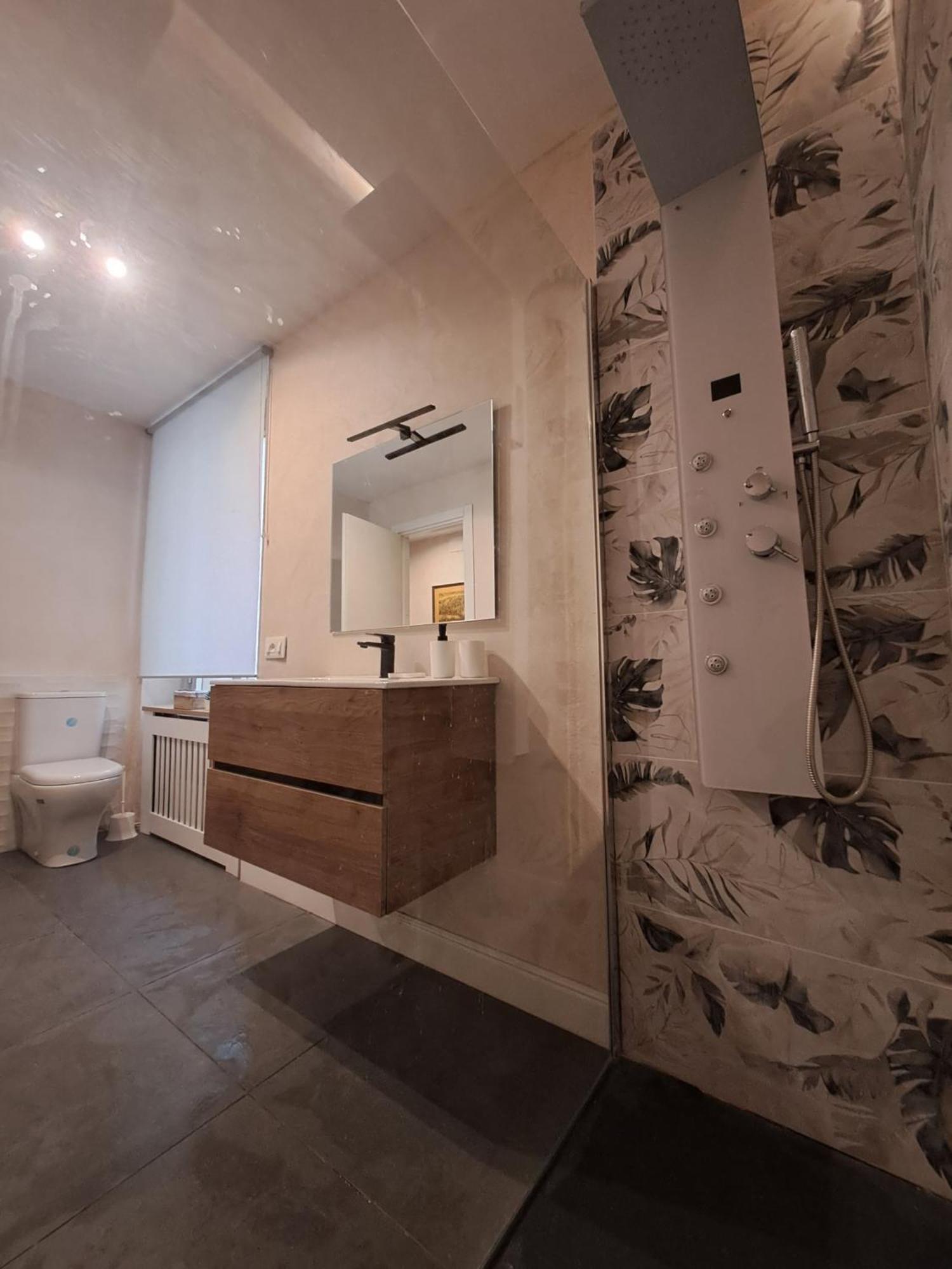 Rock&White Apartment Генуа Екстериор снимка