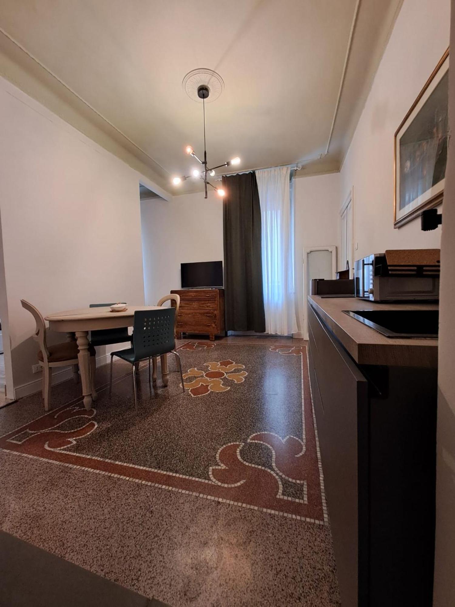 Rock&White Apartment Генуа Екстериор снимка