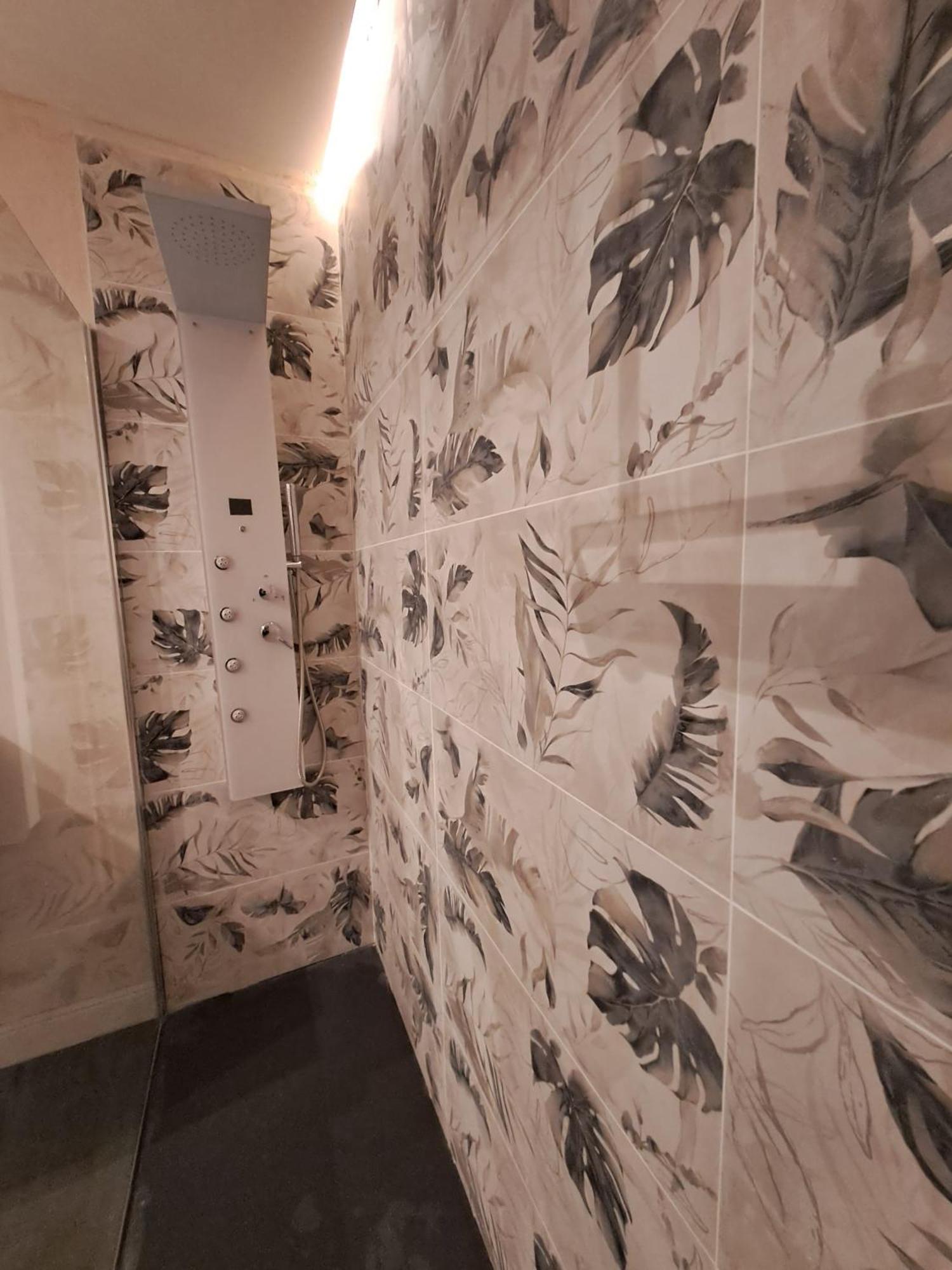 Rock&White Apartment Генуа Екстериор снимка